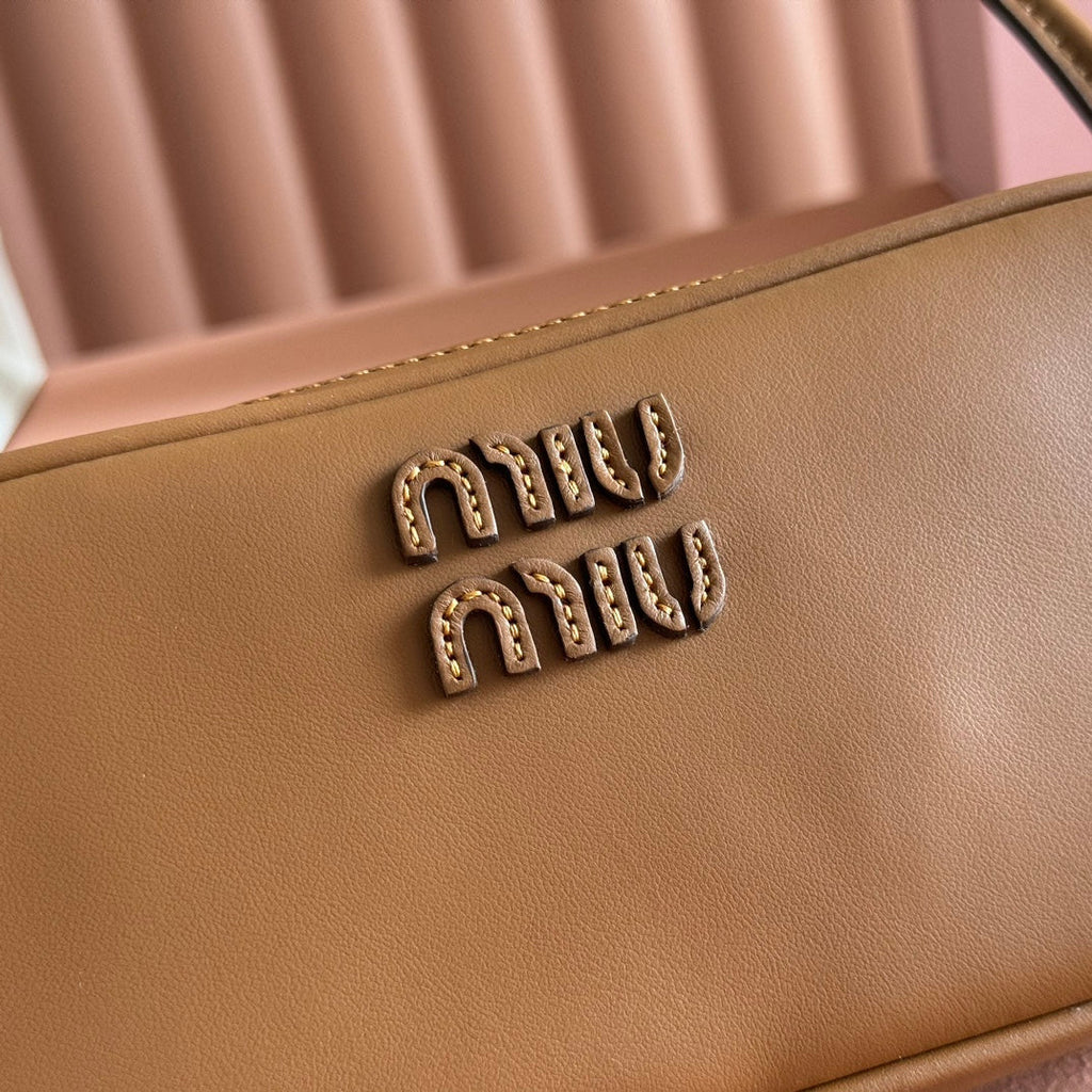 MIU MIU MIUMIU 26S POUCH BAG 20 IN TAN BROWN CALFSKIN GOLD HARDWARE