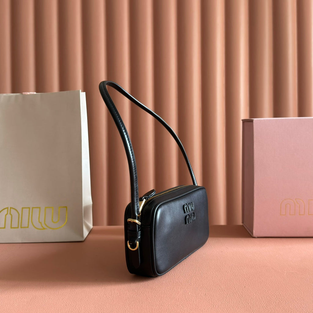 MIU MIU MIUMIU 26S POUCH BAG 20 IN BLACK CALFSKIN GOLD HARDWARE