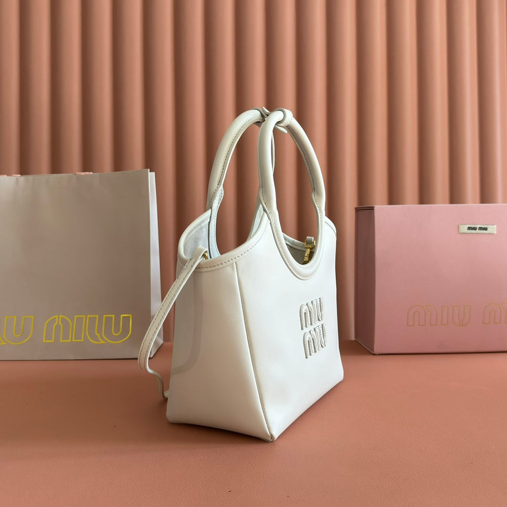MIU MIU MIUMIU 26S IVY BAG 23 IN WHITE CALFSKIN GOLD HARDWARE