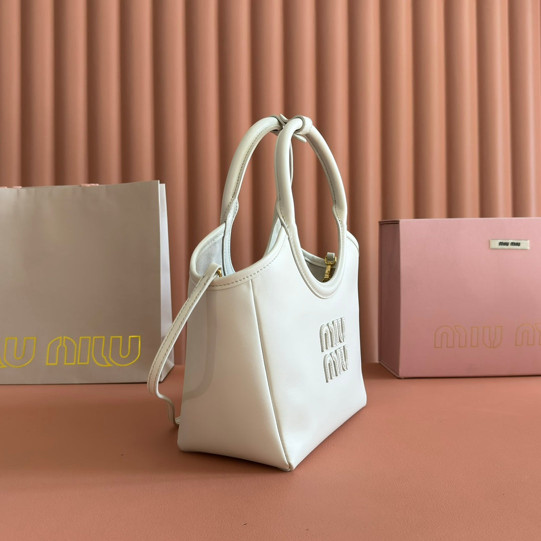 MIU MIU MIUMIU 26S IVY BAG 23 IN WHITE CALFSKIN GOLD HARDWARE