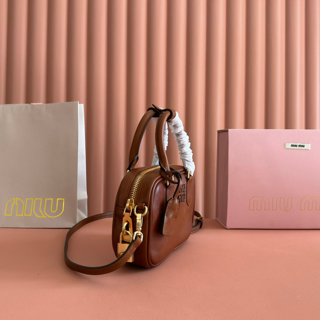 MIU MIU MIUMIU 26S ARCADIE BAG 19 IN TAN BROWN CALFSKIN GOLD HARDWARE