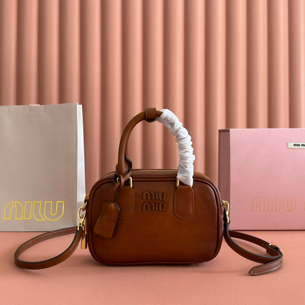 MIU MIU MIUMIU 26S ARCADIE BAG 19 IN TAN BROWN CALFSKIN GOLD HARDWARE