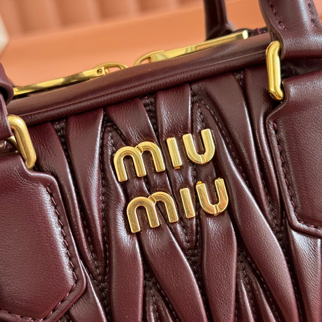MIU MIU MIUMIU 26S ARCADIE MATELASSE BAG 22 IN DARK BROWN CALFSKIN GOLD HARDWARE