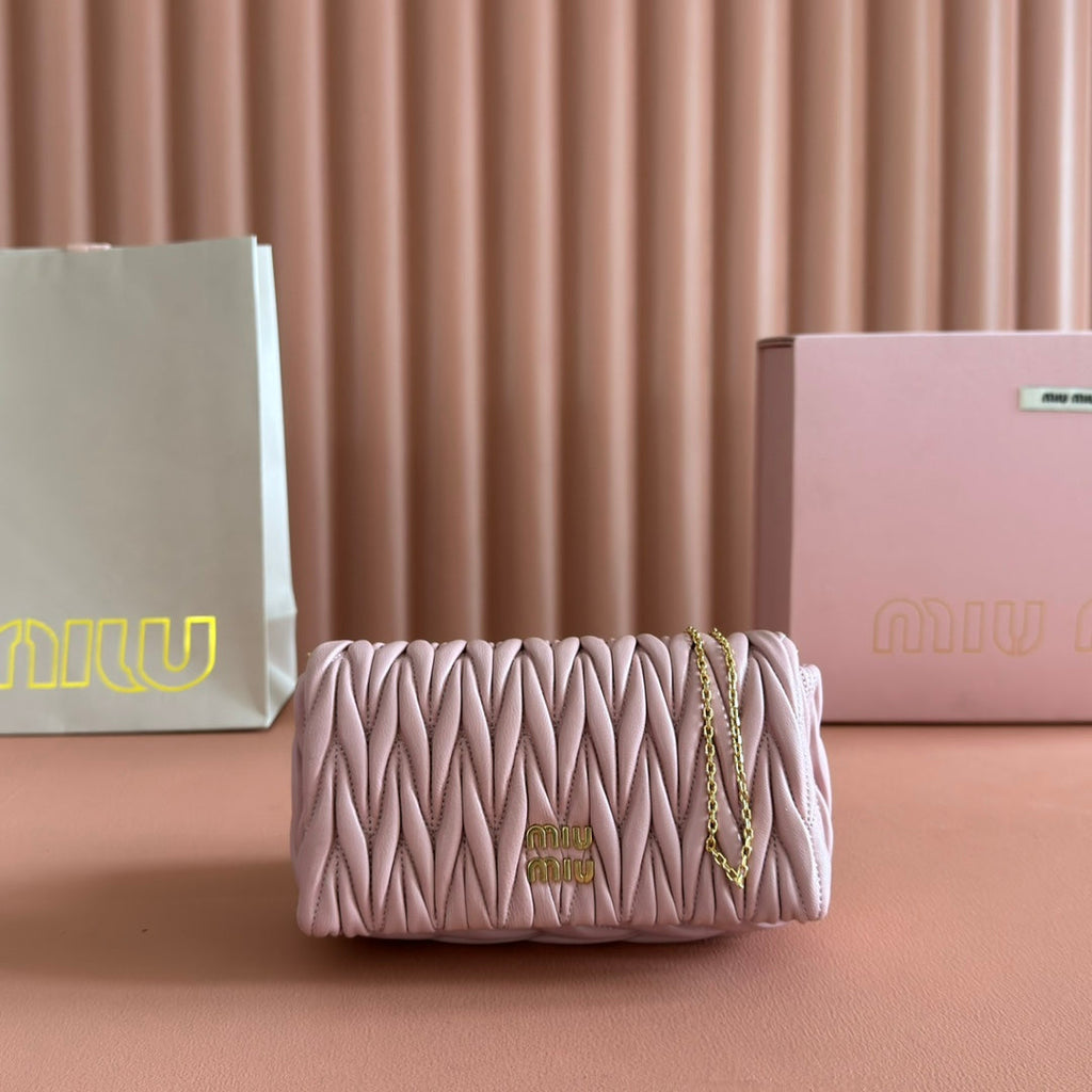 MIU MIU MIUMIU 26S MATELASSE MINI BAG 18 IN PINK CALFSKIN GOLD HARDWARE