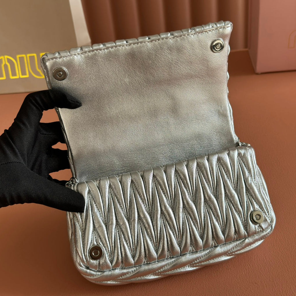 MIU MIU MIUMIU 26S MATELASSE MINI BAG 18 IN SILVER CALFSKIN SILVER HARDWARE