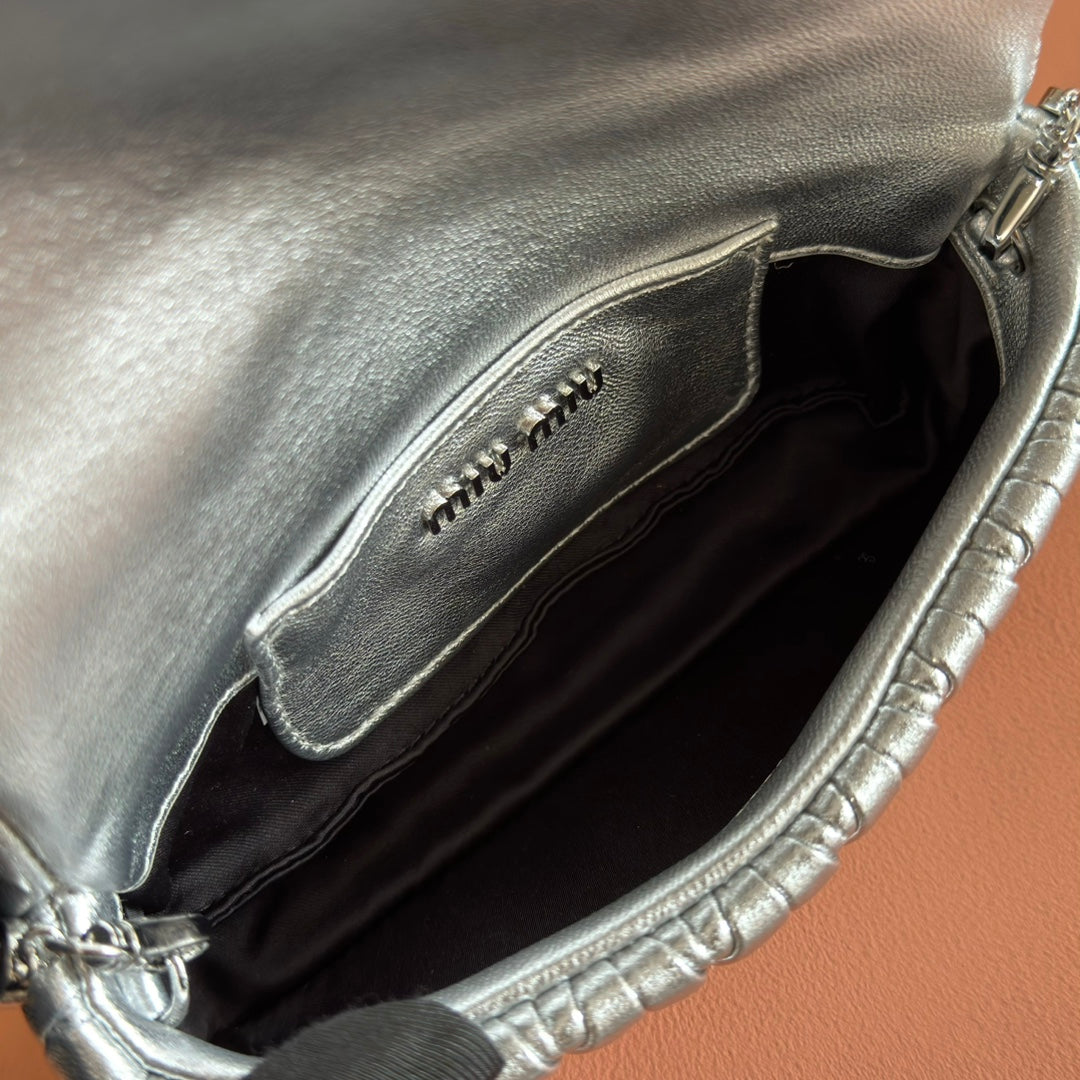 MIU MIU MIUMIU 26S MATELASSE MINI BAG 18 IN SILVER CALFSKIN SILVER HARDWARE