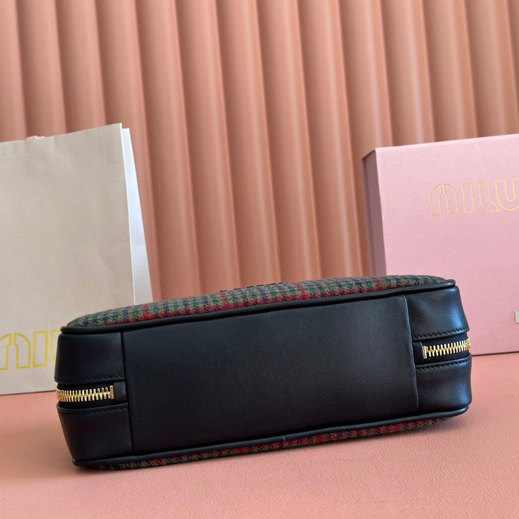 MIU MIU MIUMIU 26S BEAU CANVAS BAG 28 IN MULTICOLOR WOOL AND BLACK CALFSKIN