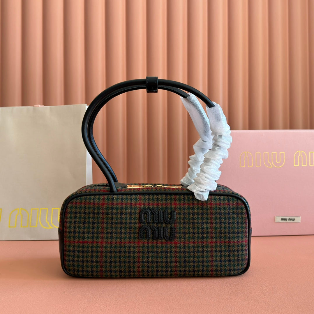 MIU MIU MIUMIU 26S BEAU CANVAS BAG 28 IN MULTICOLOR WOOL AND BLACK CALFSKIN