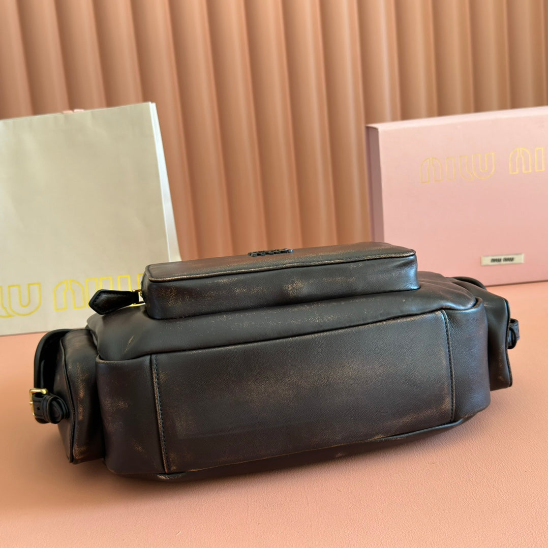 MIU MIU MIUMIU 26S POCKET BAG 38 IN BLACK CALFSKIN GOLD HARDWARE