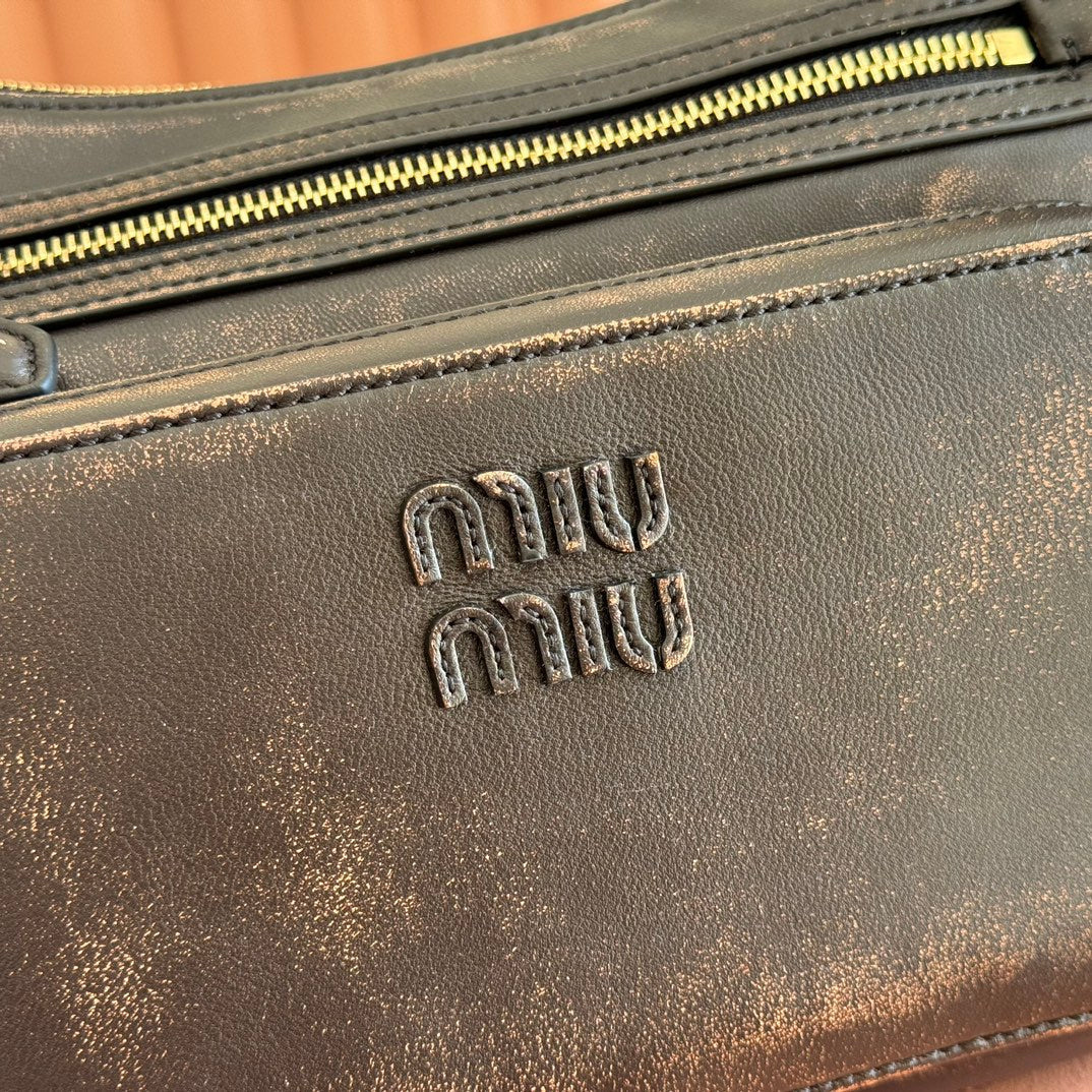 MIU MIU MIUMIU 26S POCKET BAG 38 IN BLACK CALFSKIN GOLD HARDWARE