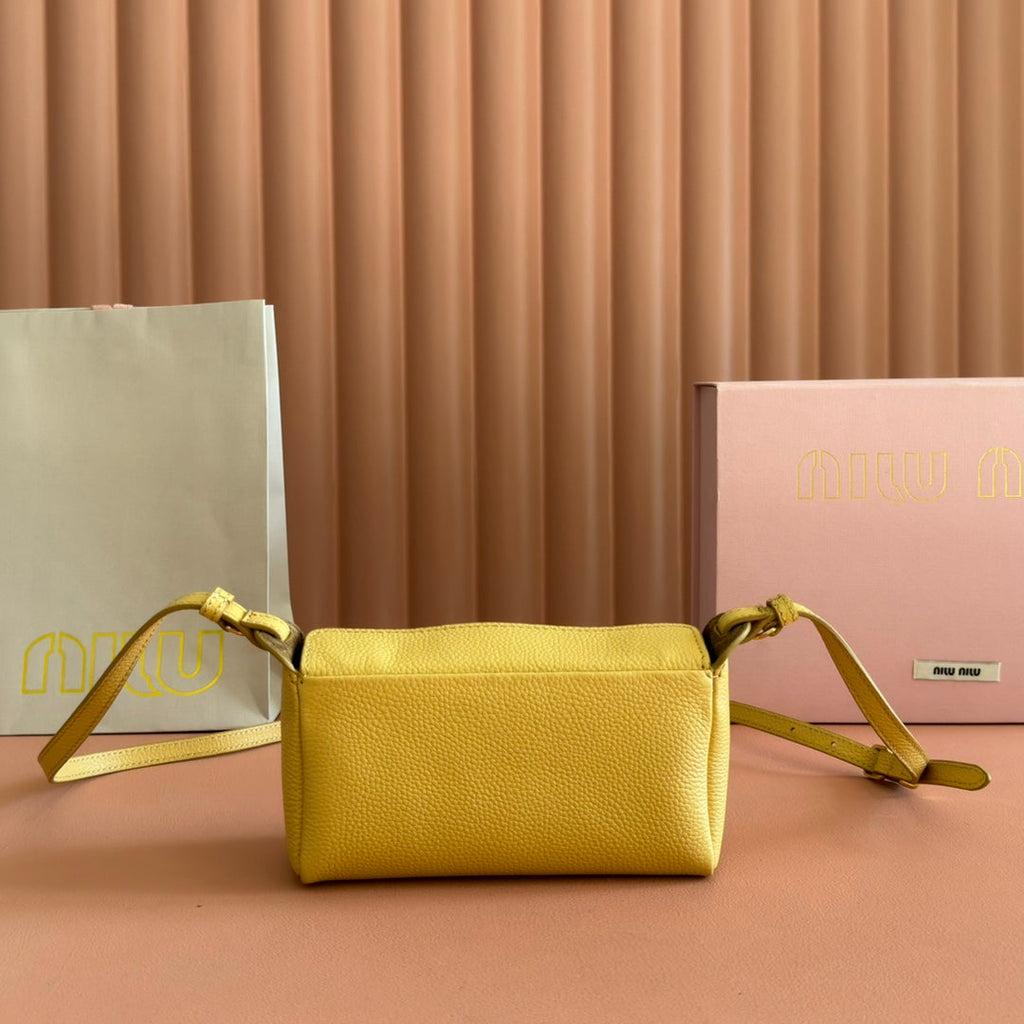 MIU MIU MIUMIU 26S POUCH BAG 18 IN YELLOW CALFSKIN GOLD HARDWARE