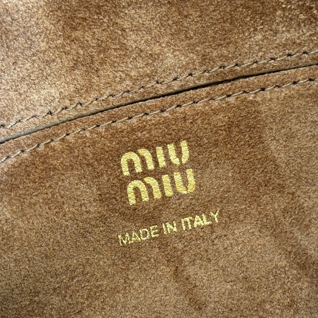 MIU MIU MIUMIU 26S POUCH BAG 18 IN YELLOW CALFSKIN GOLD HARDWARE