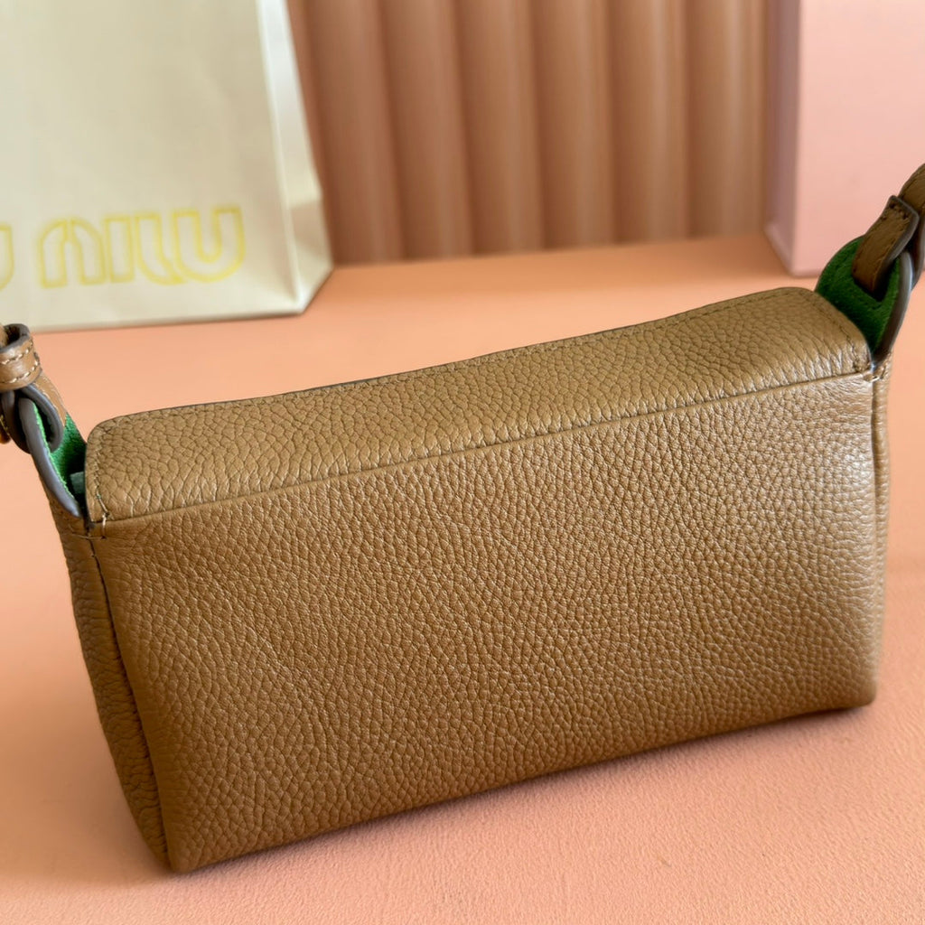 MIU MIU MIUMIU 26S POUCH BAG 18 IN DARK BROWN CALFSKIN GOLD HARDWARE