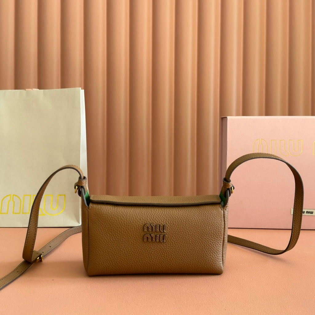 MIU MIU MIUMIU 26S POUCH BAG 18 IN DARK BROWN CALFSKIN GOLD HARDWARE