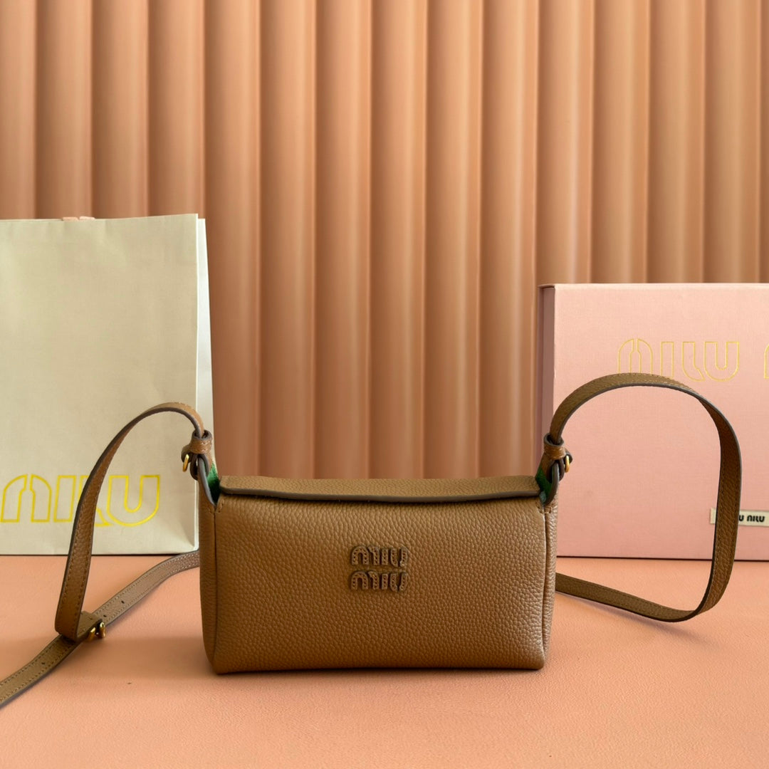 MIU MIU MIUMIU 26S POUCH BAG 18 IN DARK BROWN CALFSKIN GOLD HARDWARE