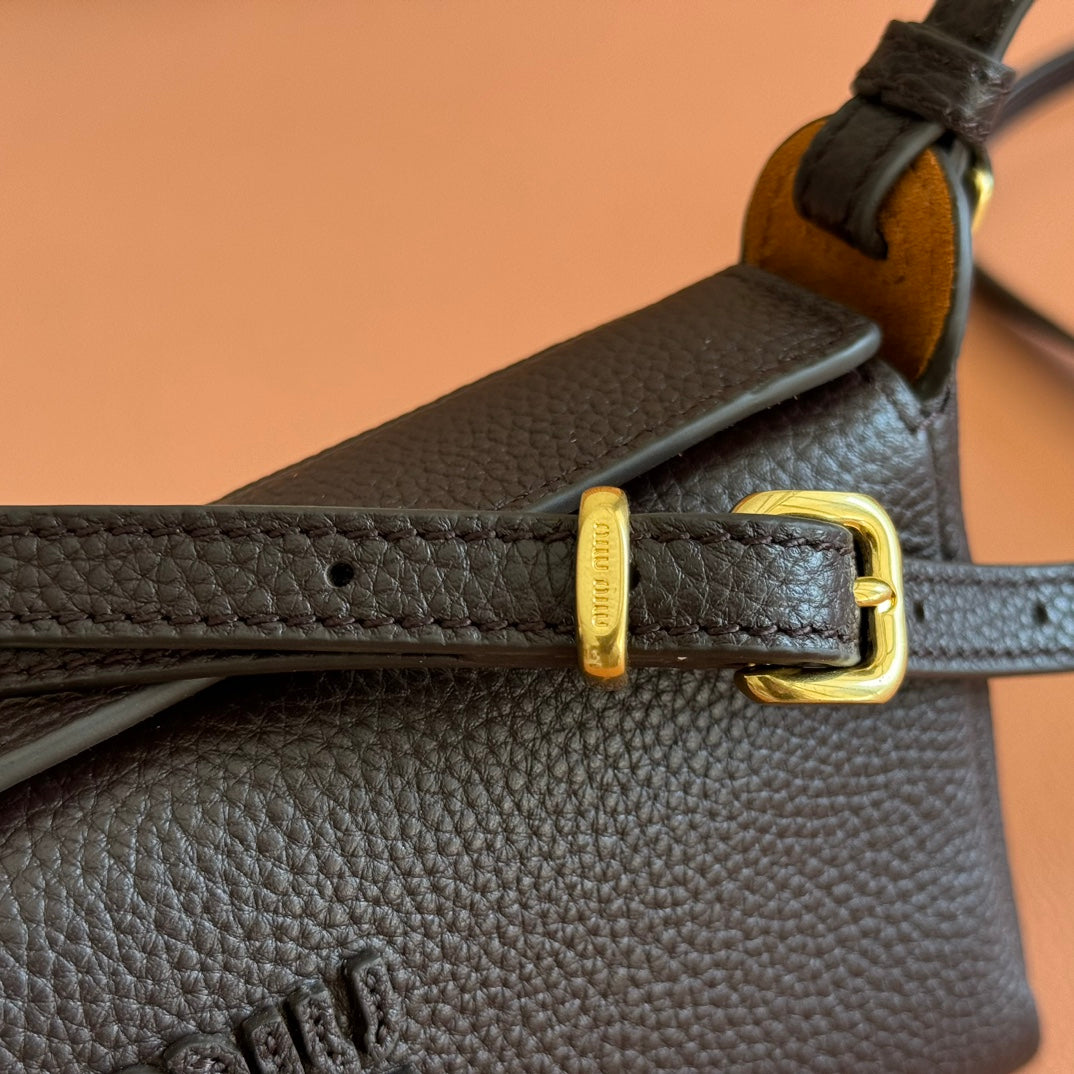 MIU MIU MIUMIU 26S POUCH BAG 18 IN BLACK CALFSKIN GOLD HARDWARE