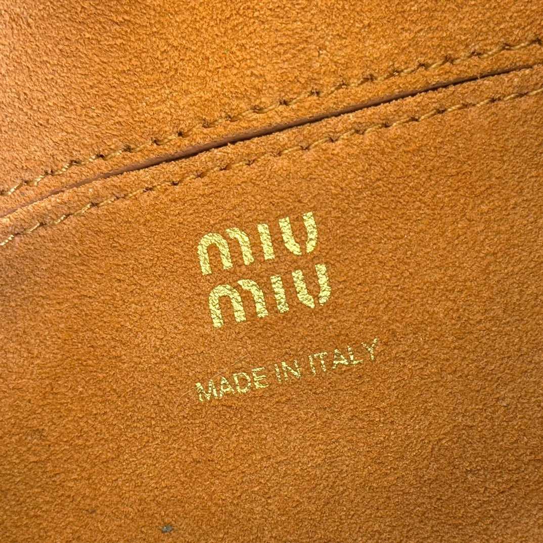 MIU MIU MIUMIU 26S POUCH BAG 18 IN BLACK CALFSKIN GOLD HARDWARE