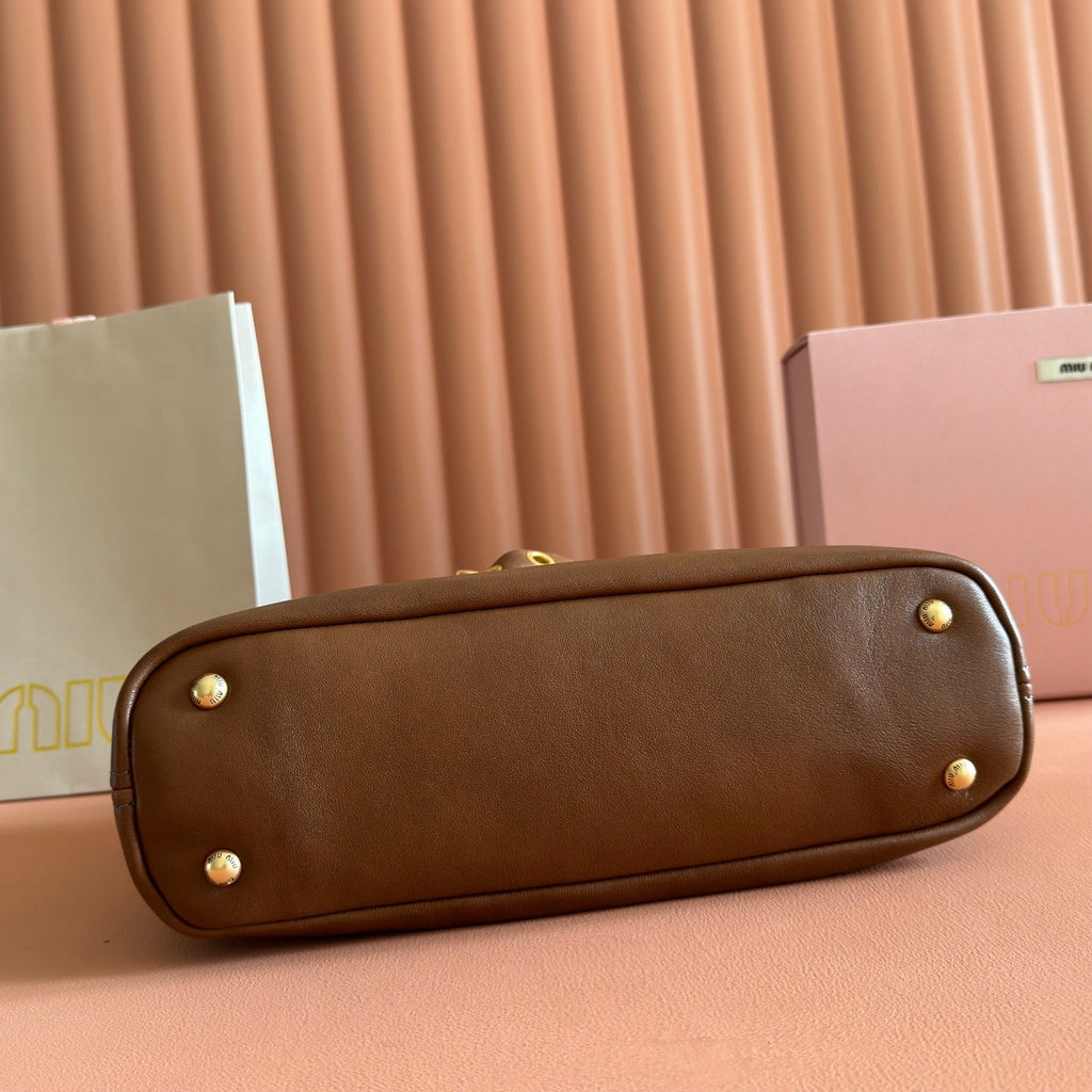 MIU MIU MIUMIU 26S BORSA AVENTURE BAG 30 IN TAN BROWN CALFSKIN GOLD HARDWARE