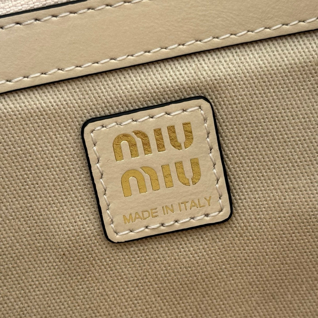 MIU MIU MIUMIU 26S IVY 40 TOTE IN BEIGE PATENT CALFSKIN