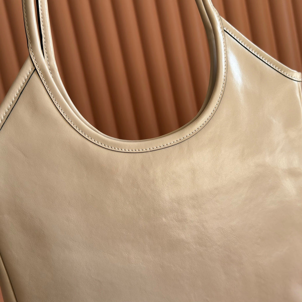 MIU MIU MIUMIU 26S IVY 40 TOTE IN BEIGE PATENT CALFSKIN