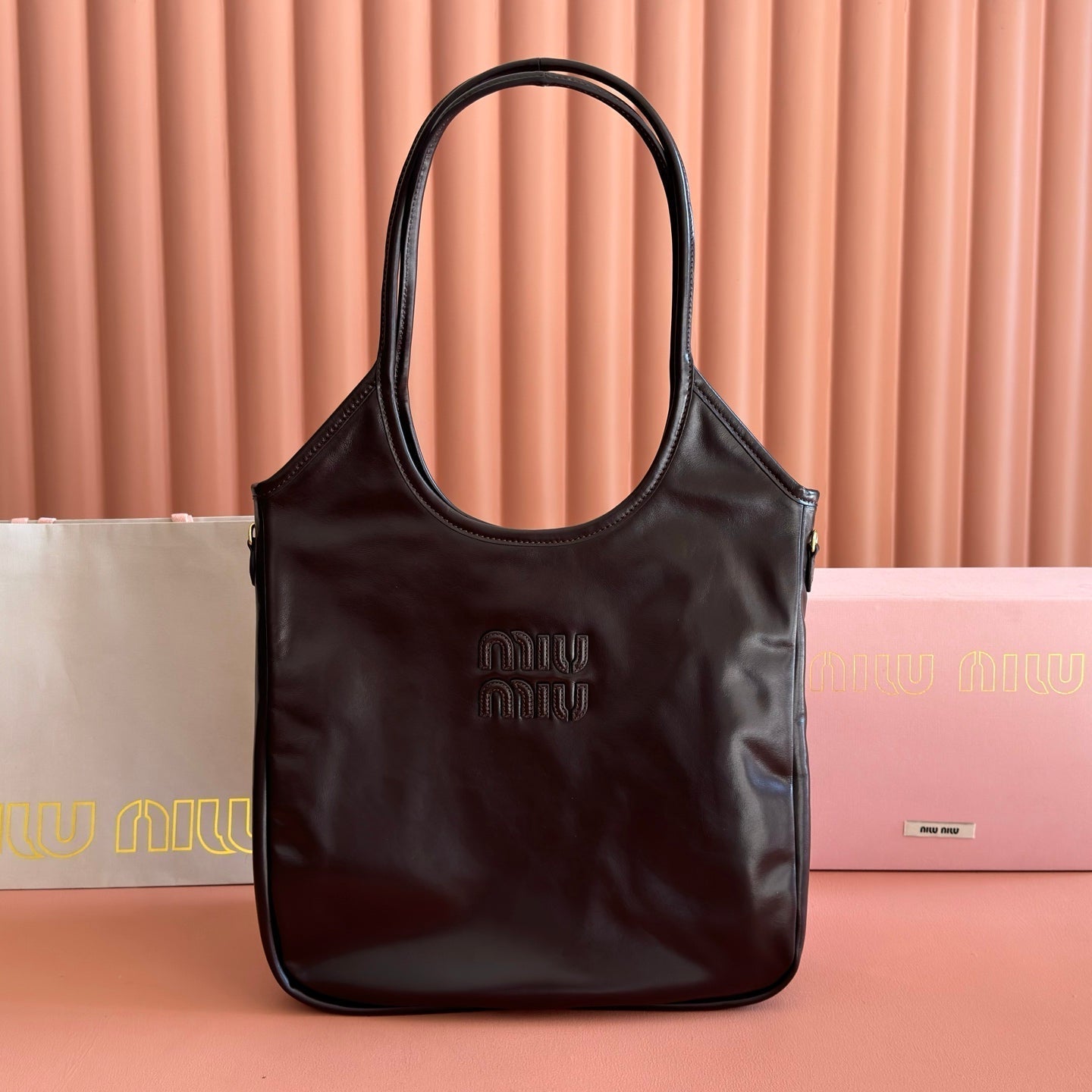 MIU MIU MIUMIU 26S IVY 40 TOTE IN DARK BROWN PATENT CALFSKIN