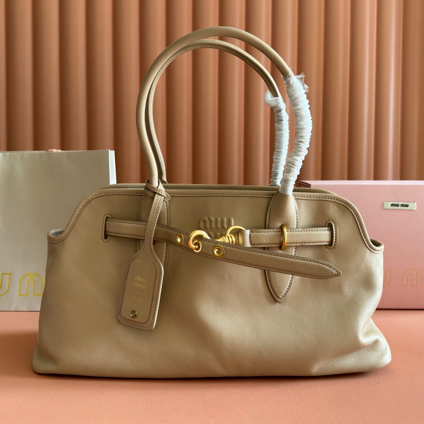 MIU MIU MIUMIU 26S BORSA AVENTURE BAG 44 IN DARK BEIGE LAMBSKIN GOLD HARDWARE