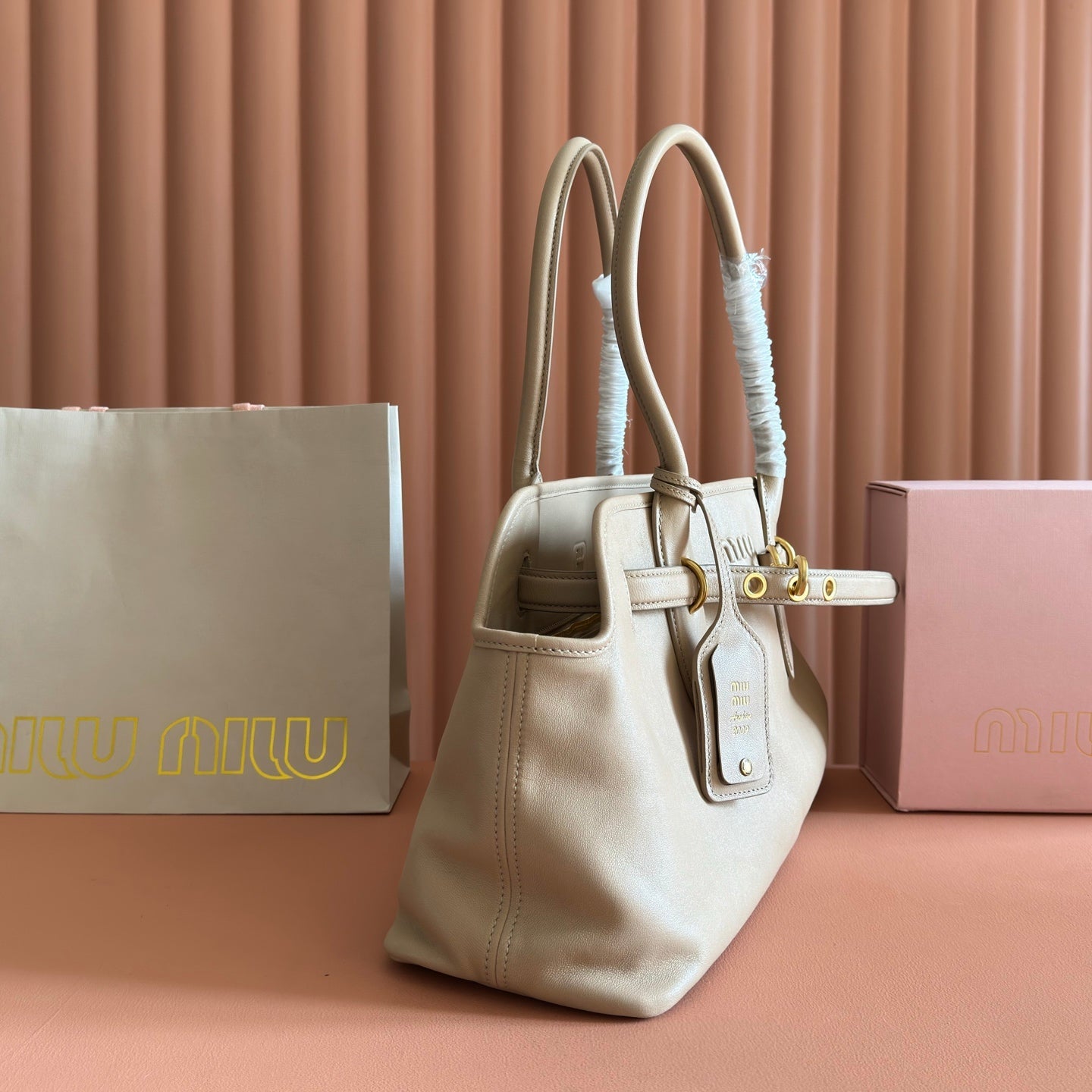 MIU MIU MIUMIU 26S BORSA AVENTURE BAG 44 IN DARK BEIGE LAMBSKIN GOLD HARDWARE