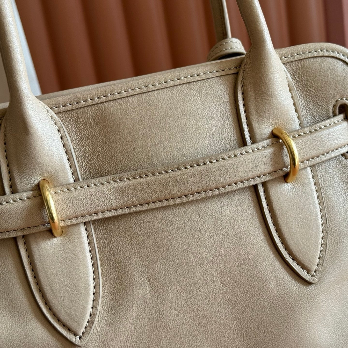 MIU MIU MIUMIU 26S BORSA AVENTURE BAG 30 IN DARK BEIGE CALFSKIN GOLD HARDWARE