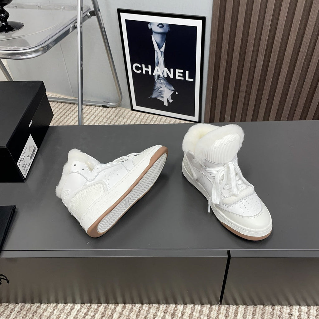 LOUIS VUITTON HIGH-TOP SNEAKERS IN WHITE CALFSKIN WITH FLEECE LINING