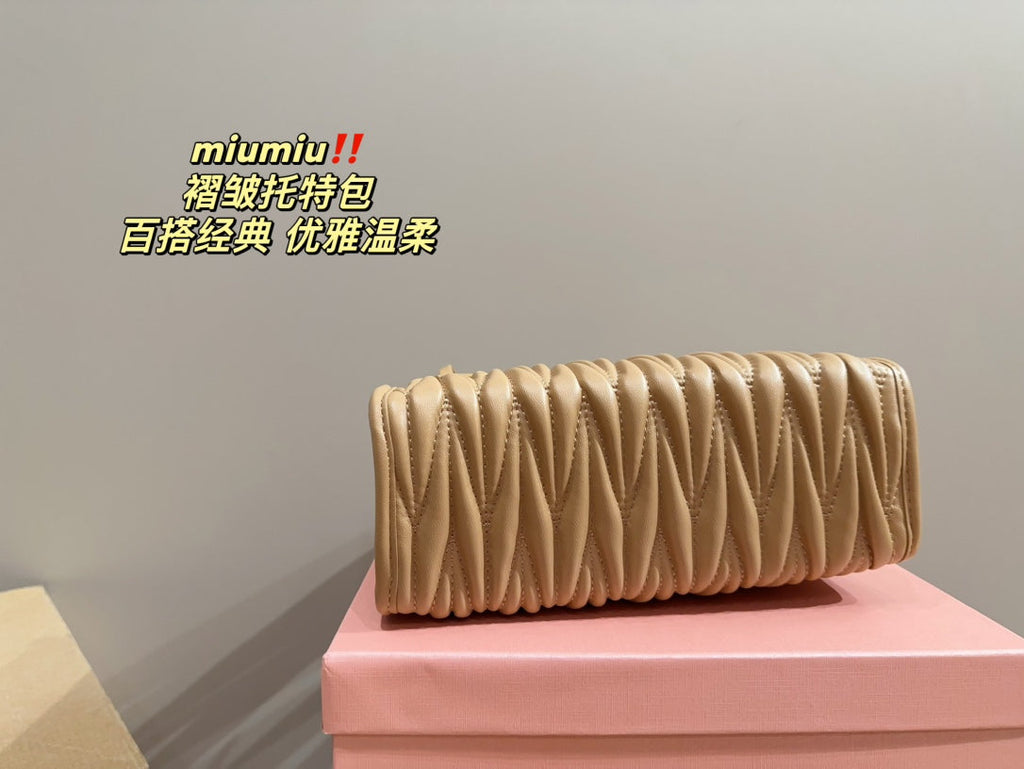MIU MIU HOBO 24 BAG IN BEIGE CREAM LAMBSKIN