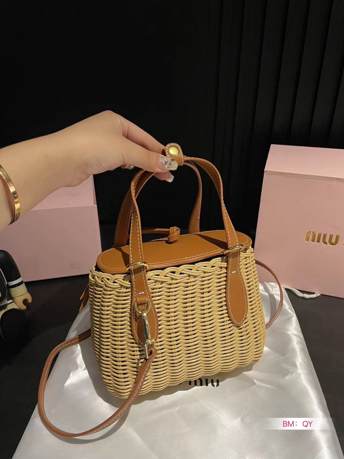 MIU MIU BASKET BAG 18 IN BEIGE/TAN WICKER AND LEATHER