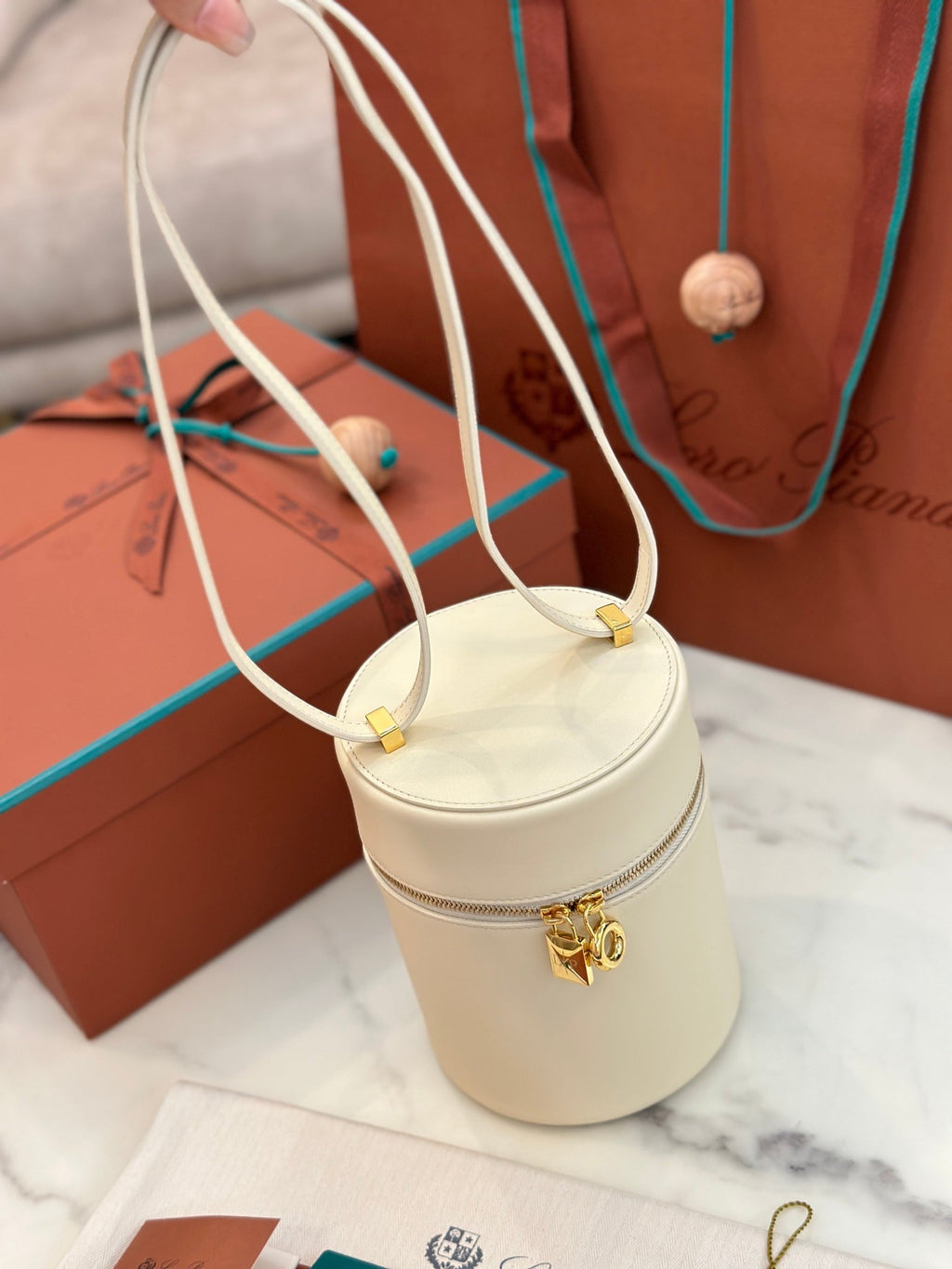 LORO PIANA EXTRA CASE MEDIUM 16 BAG IN WHITE CREAM SMOOTH CALFSKIN WITH GOLD HARDWARE