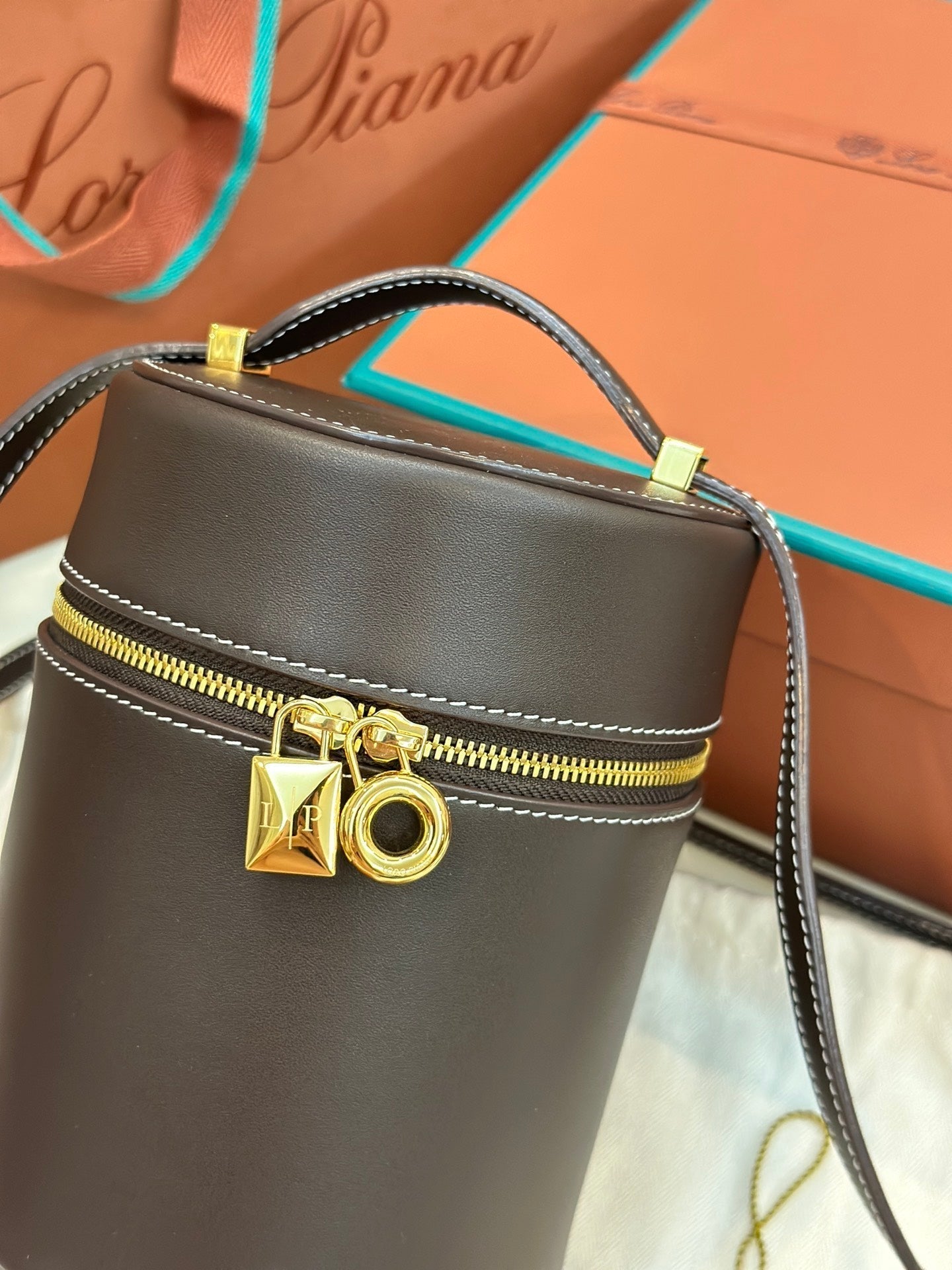 LORO PIANA EXTRA CASE MEDIUM 16 BAG IN CHOCOLATE BROWN SMOOTH CALFSKIN WITH GOLD HARDWARE