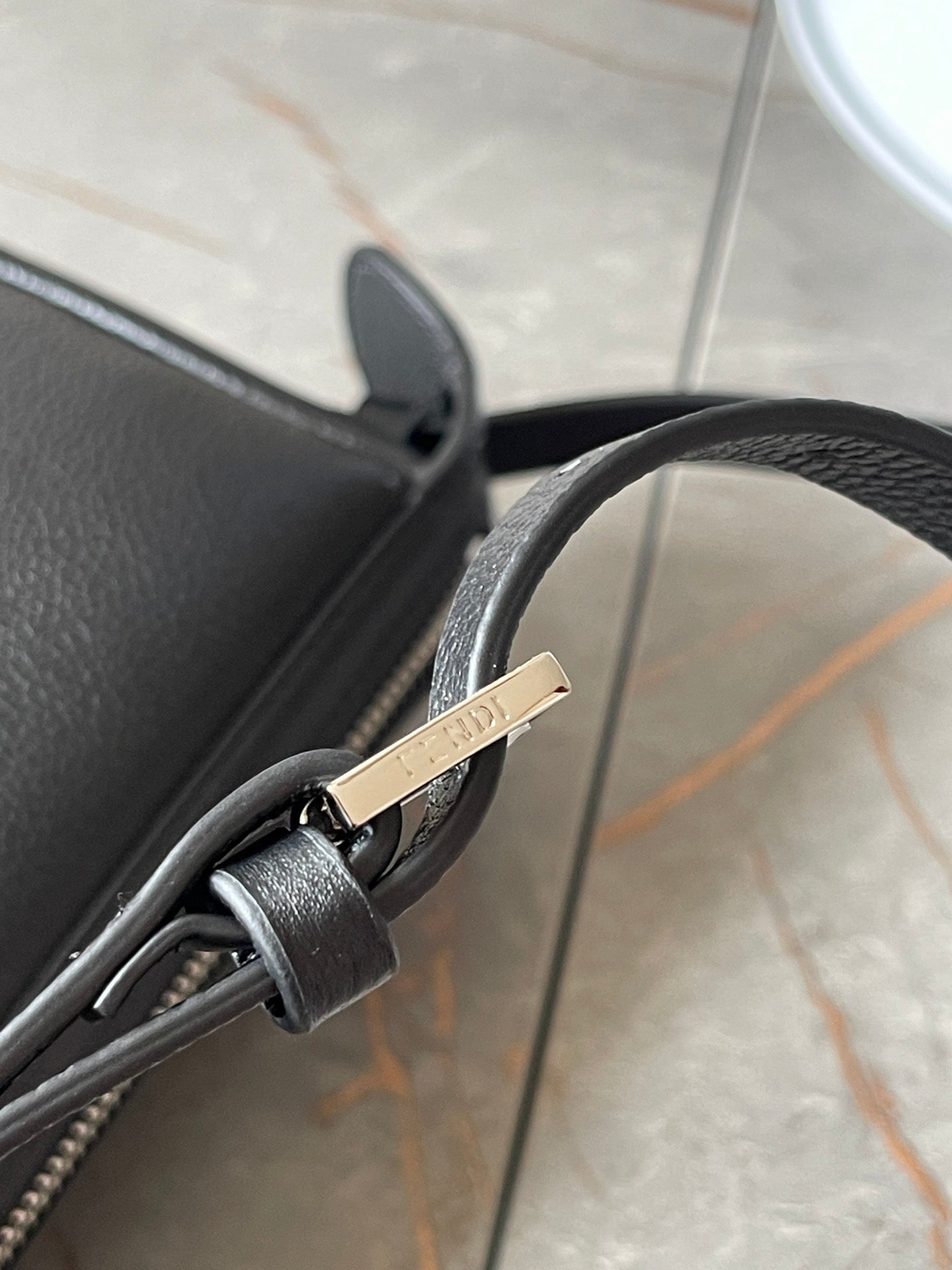 FENDI SIMPLY MINI 22 IN BLACK GRAINED CALFSKIN