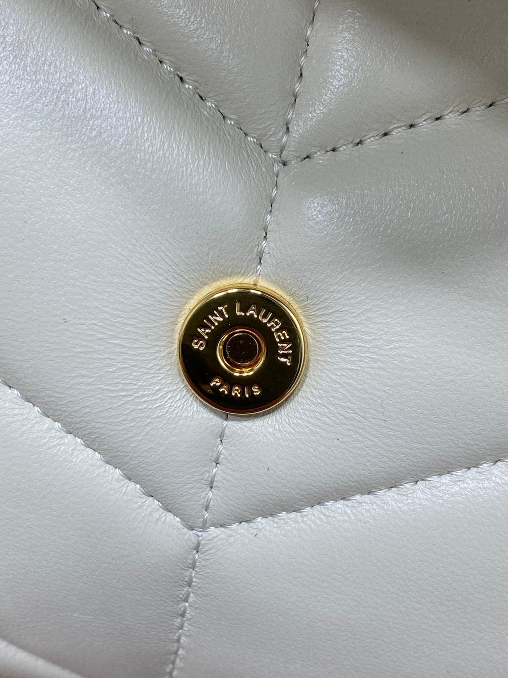 SAINT LAURENT PUFFER TOY 23 IN WHITE LAMBSKIN GOLD HARDWARE