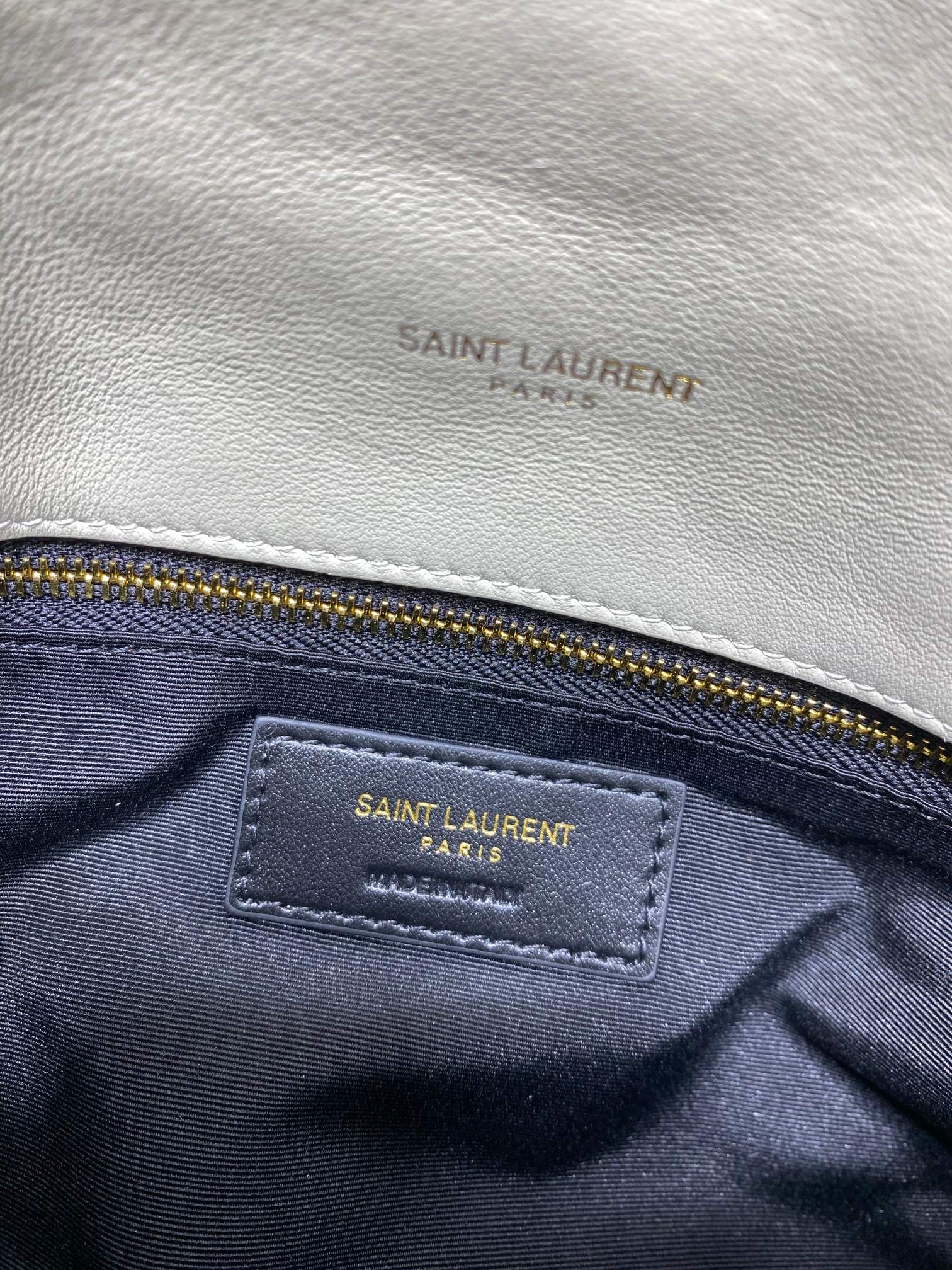 SAINT LAURENT PUFFER TOY 23 IN WHITE LAMBSKIN GOLD HARDWARE