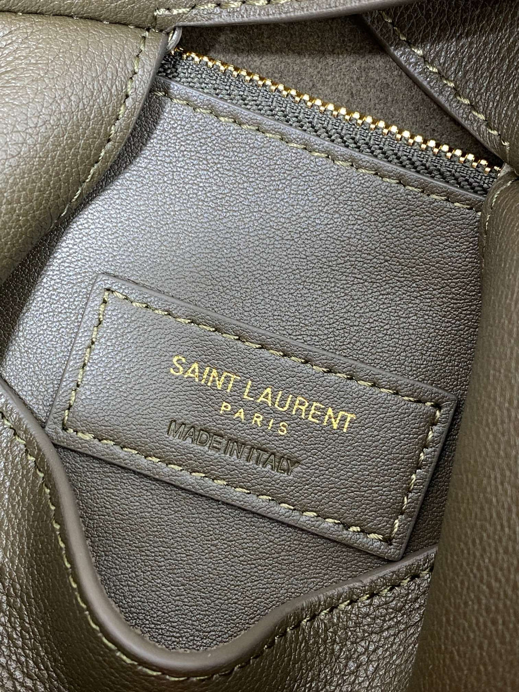 SAINT LAURENT LE 5 À 7 SMALL SUPPLE 22 IN DARK GREEN CALFSKIN GOLD BUCKLE