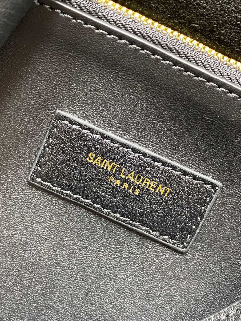SAINT LAURENT LE 5 À 7 LARGE SUPPLE BAG 31 IN BLACK CALFSKIN