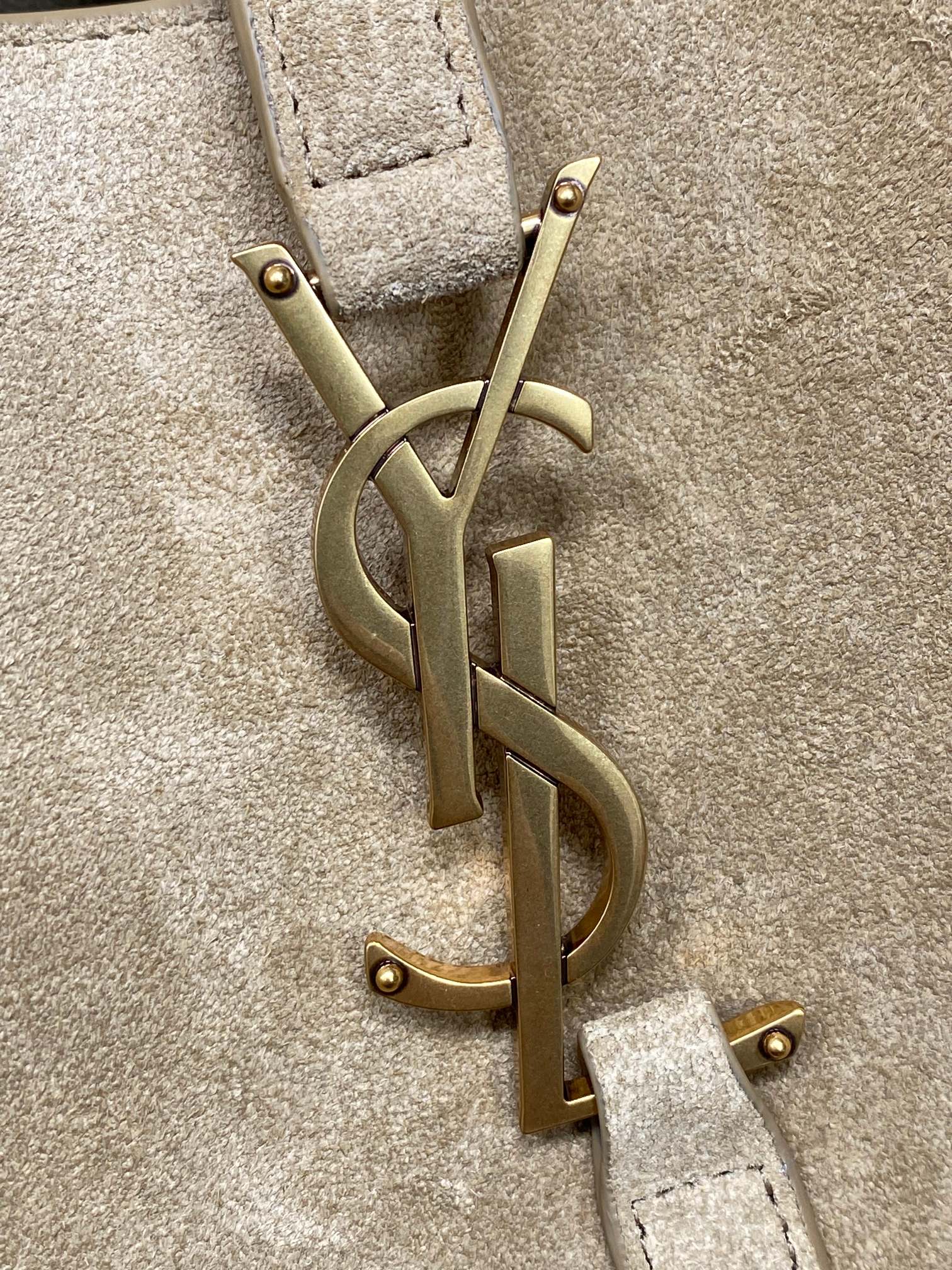 SAINT LAURENT LE 5 À 7 SUPPLE BAG 31 IN KHAKI BROWN SUEDE