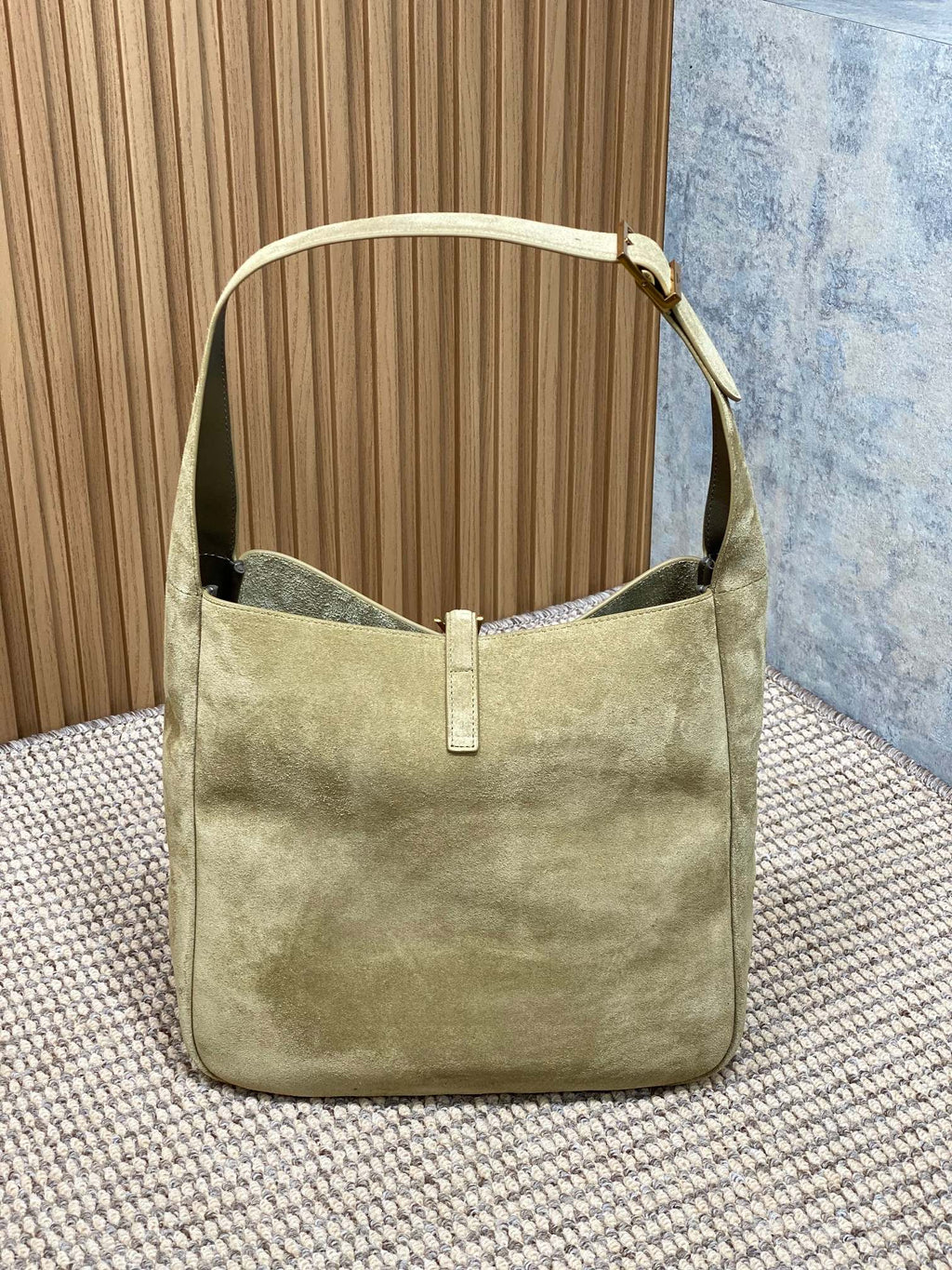 SAINT LAURENT LE 5 À 7 SUPPLE BAG 31 IN KHAKI BROWN SUEDE