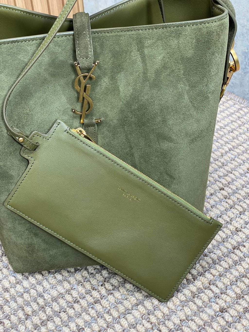 SAINT LAURENT LE 37 SMALL BUCKET BAG 25 IN HUNTER GREEN SUEDE GOLD HARDWARE