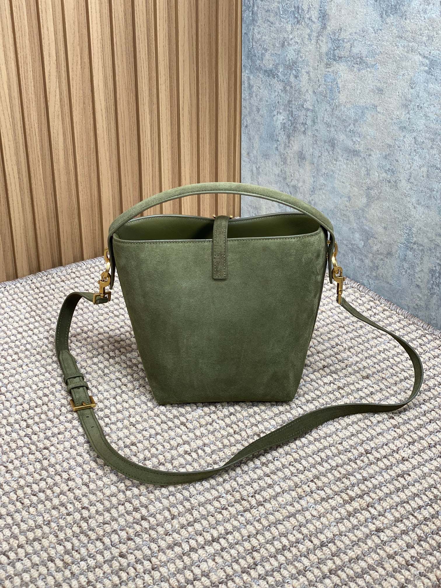 SAINT LAURENT LE 37 SMALL BUCKET BAG 20 IN HUNTER GREEN SUEDE GOLD HARDWARE