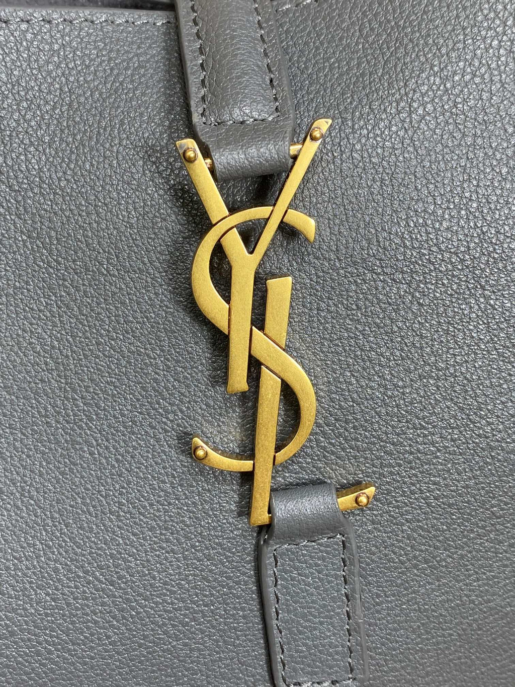 SAINT LAURENT LE 5 À 7 SMALL SUPPLE 22 IN NEPAL BLUE CALFSKIN GOLD BUCKLE