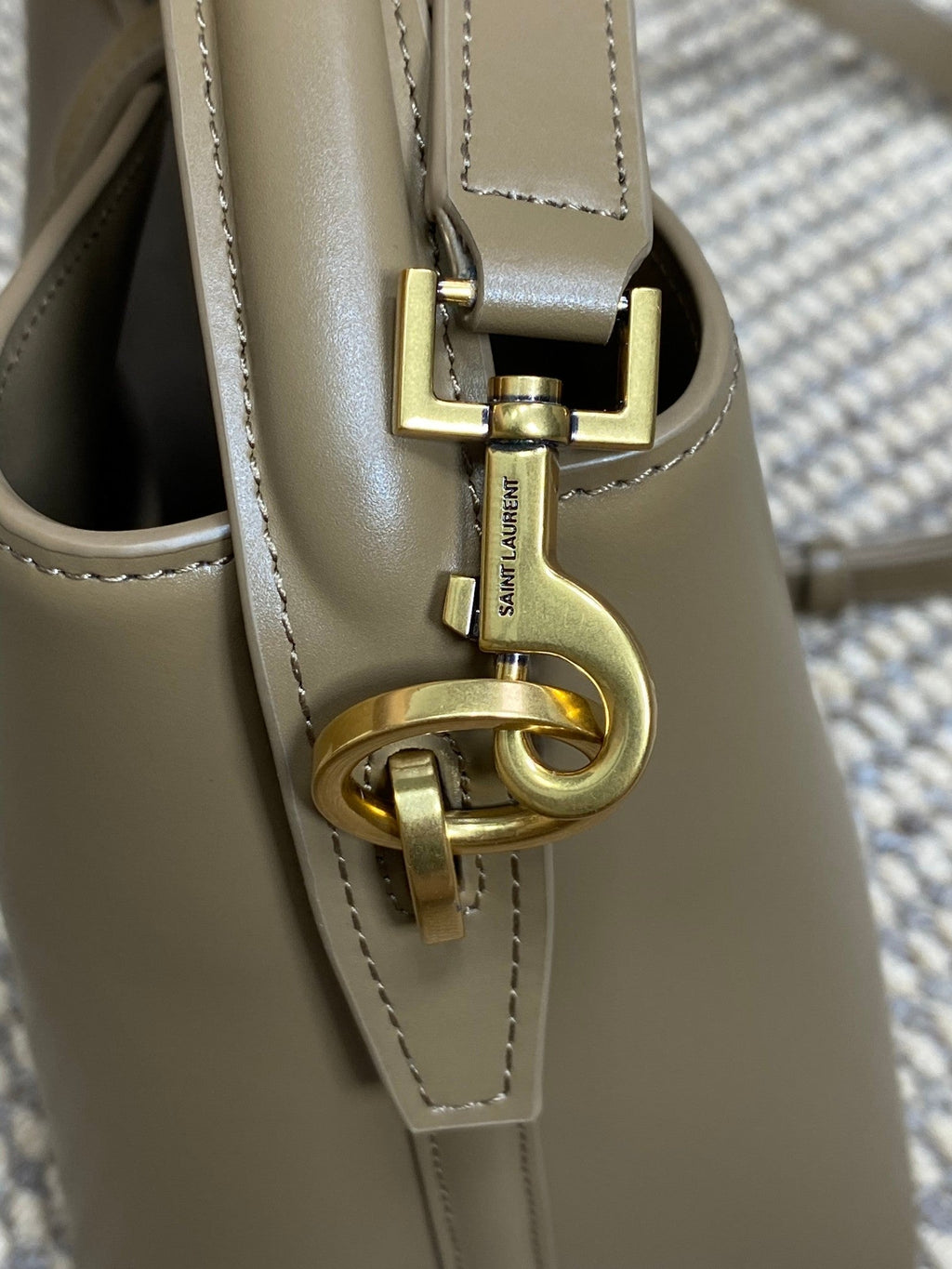 SAINT LAURENT LE 37 SMALL BUCKET BAG 20 IN CEDAR BROWN CALFSKIN GOLD HARDWARE