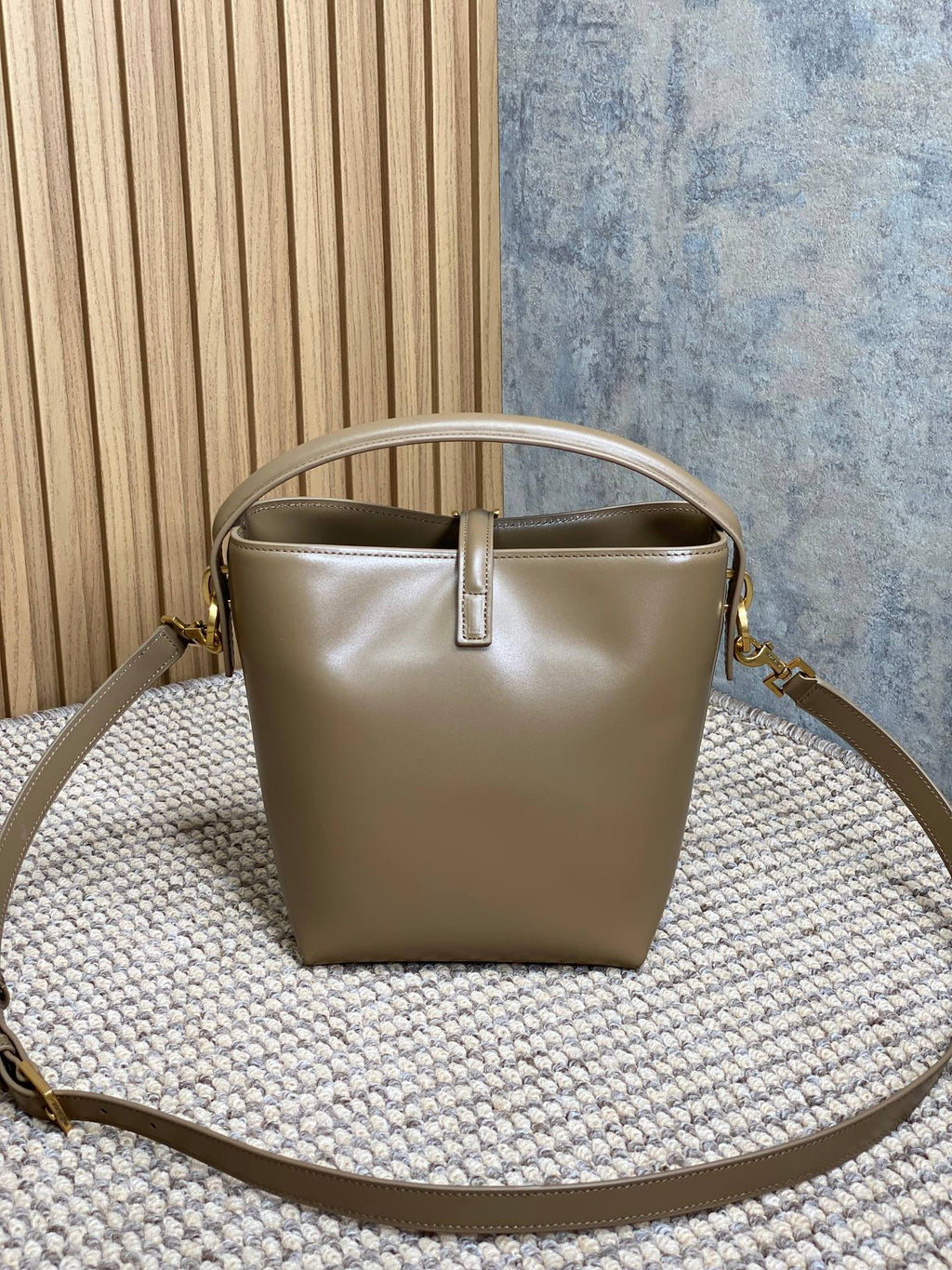 SAINT LAURENT LE 37 SMALL BUCKET BAG 20 IN CEDAR BROWN CALFSKIN GOLD HARDWARE