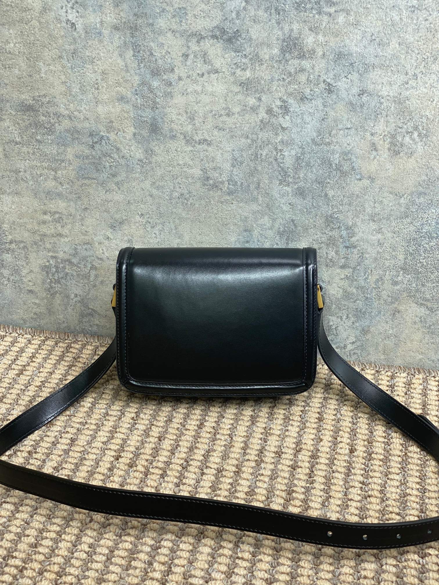 SAINT LAURENT SOLFERINO SMALL SATCHEL 19 IN BLACK CALFSKIN GOLD HARDWARE