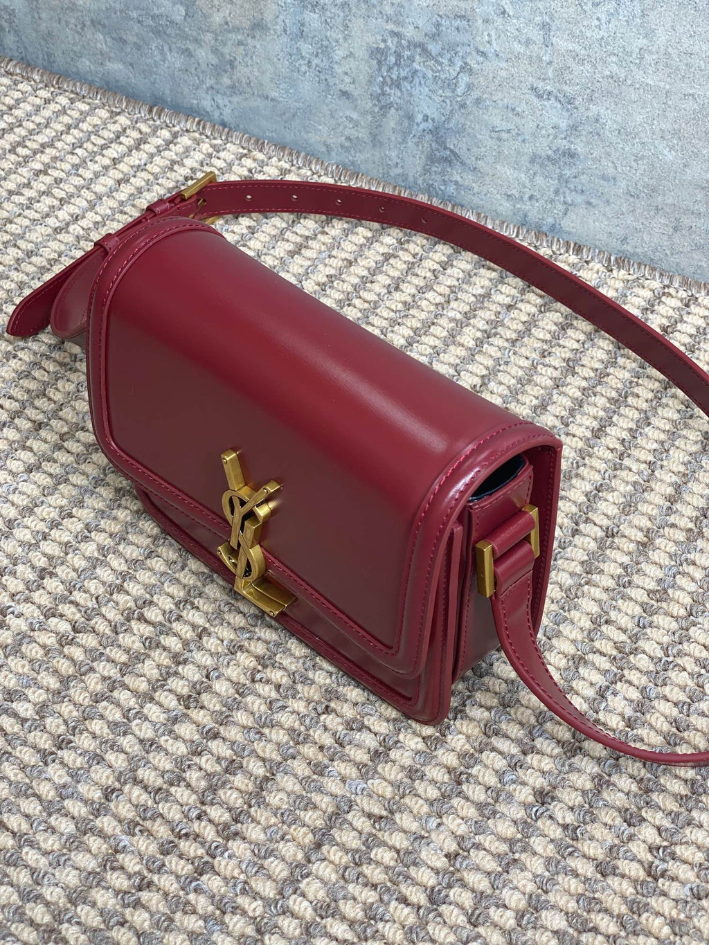 SAINT LAURENT SOLFERINO SMALL SATCHEL 19 IN SCARLET RED CALFSKIN GOLD HARDWARE