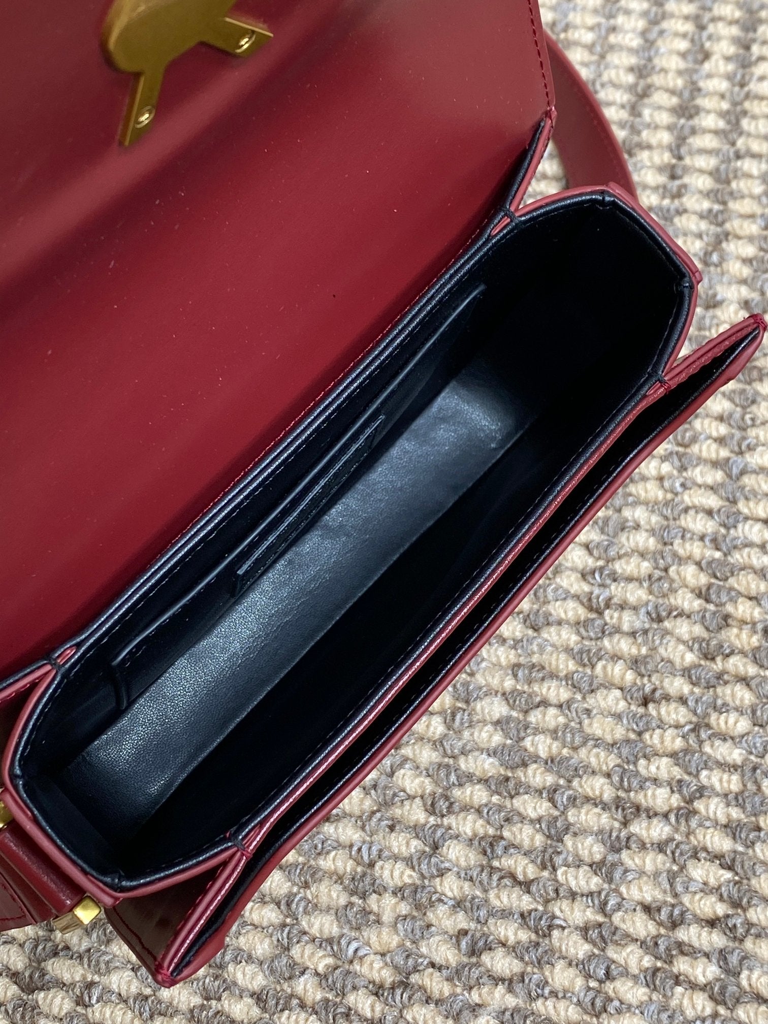 SAINT LAURENT SOLFERINO SMALL SATCHEL 19 IN SCARLET RED CALFSKIN GOLD HARDWARE