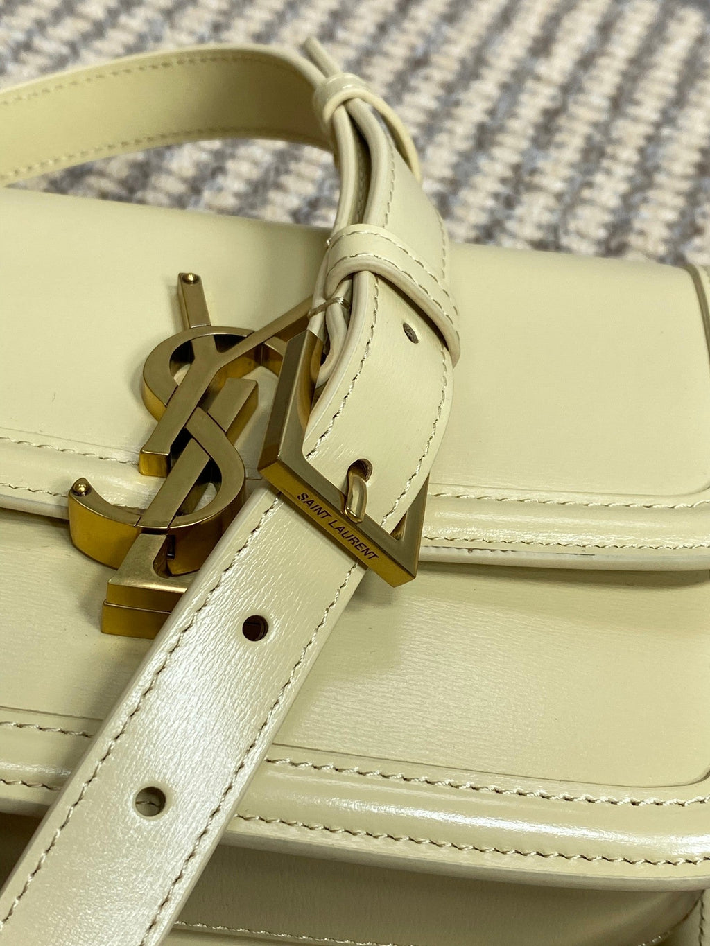 SAINT LAURENT SOLFERINO SMALL SATCHEL 19 IN CANARY YELLOW CALFSKIN GOLD HARDWARE