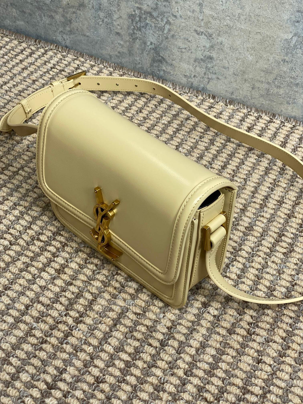 SAINT LAURENT SOLFERINO SMALL SATCHEL 19 IN CANARY YELLOW CALFSKIN GOLD HARDWARE